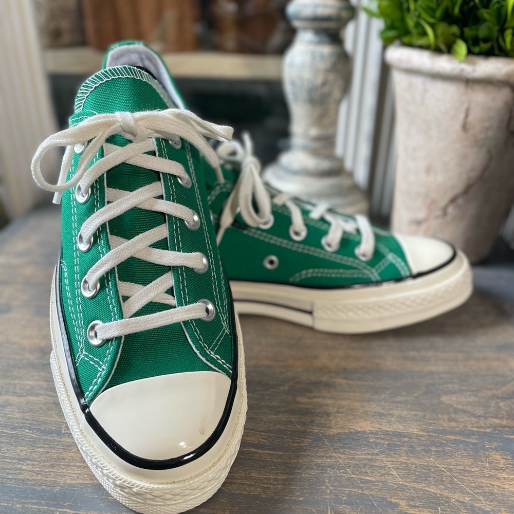 Converse vintage Green canvas All Star Chuck Taylor women’s 6 Vietnam